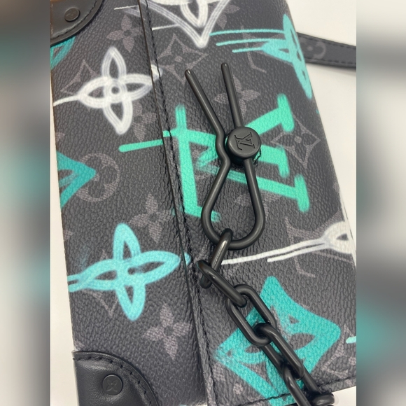 SOLD!!Louis Vuitton Monogram Eclipse Steamer Wearable Wallet Graffiti Multicolor - Picture 12 of 15